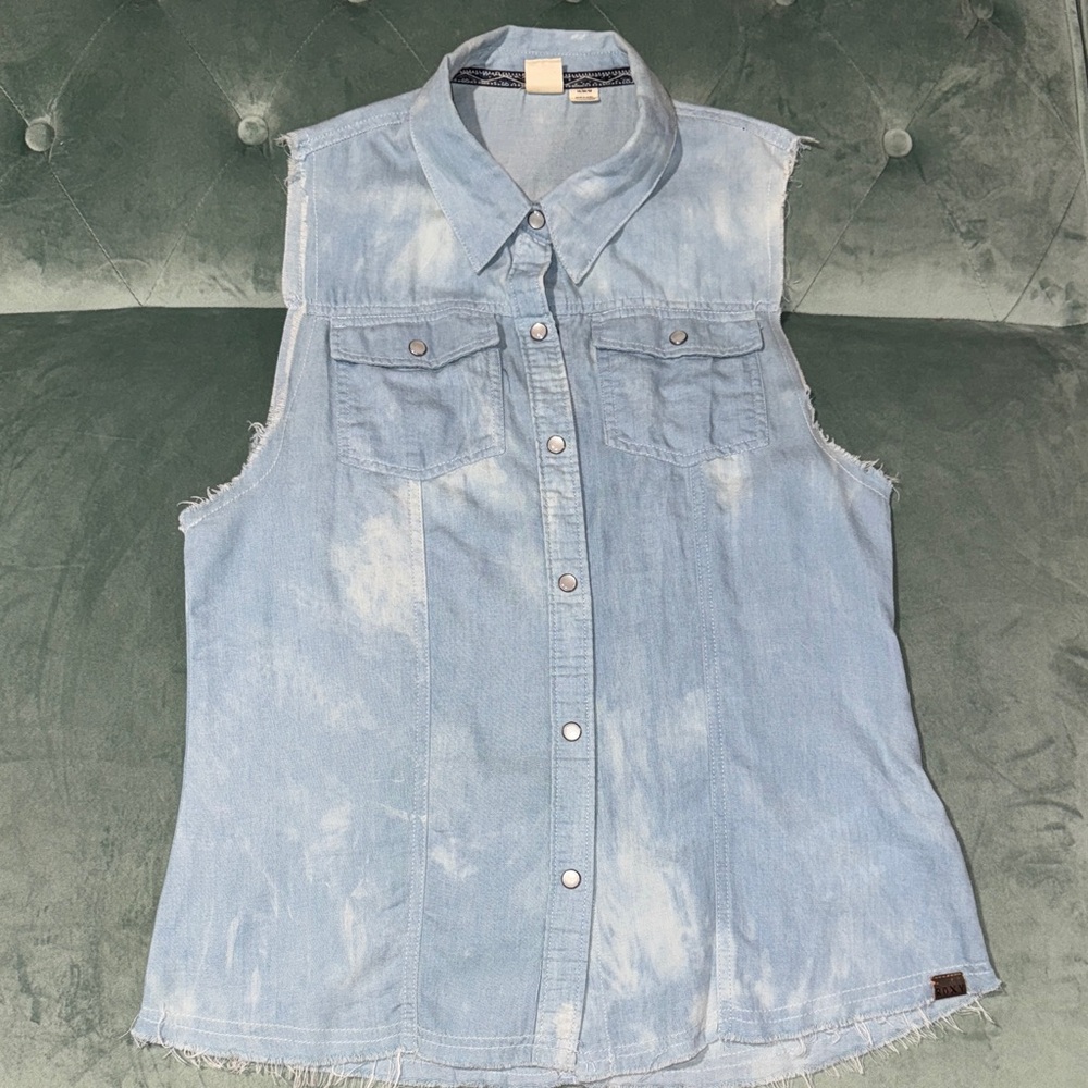 Roxy Denim Blue Sleeveless Button-Down Shirt